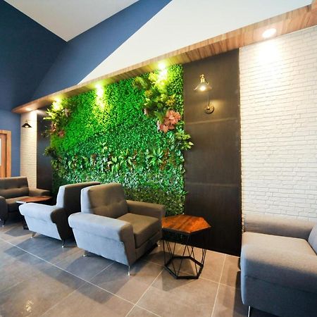 Mye Hotel Muar Extérieur photo