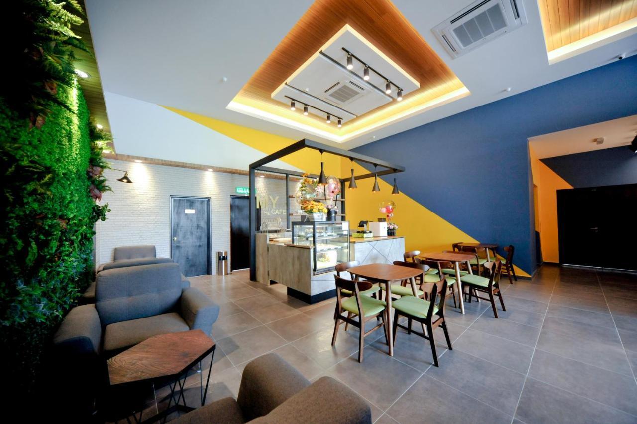 Mye Hotel Muar Extérieur photo