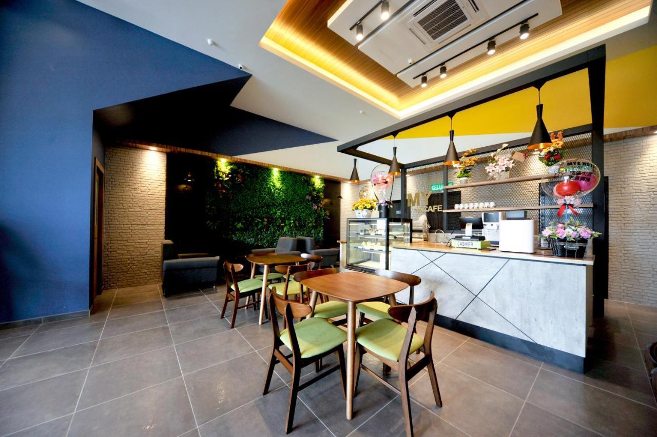 Mye Hotel Muar Extérieur photo