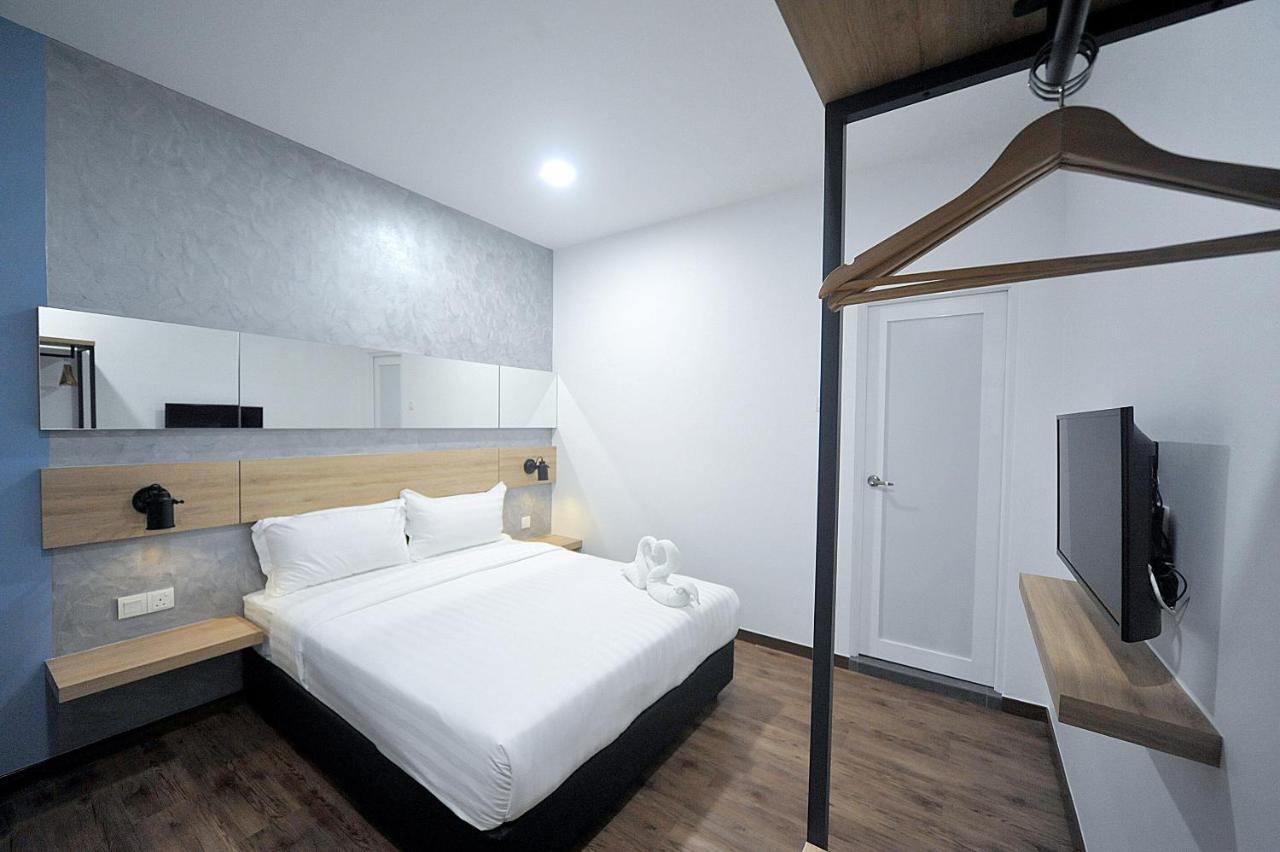 Mye Hotel Muar Extérieur photo